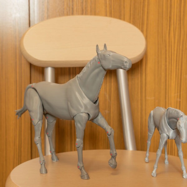 Horse-poseable figure